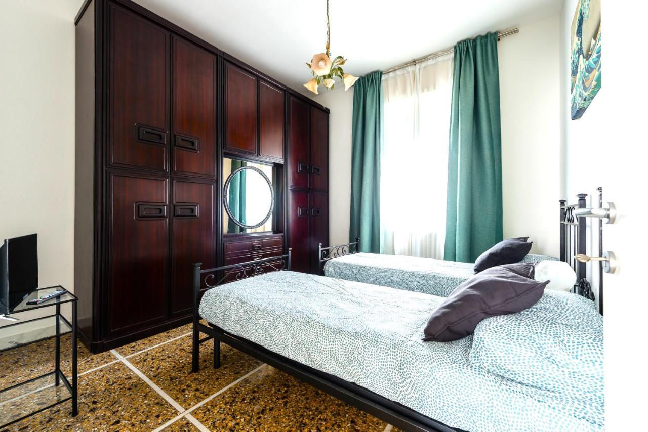 Hostly - The Urban Garden House - 3 Bedrooms, Garden, Great Location! Pisa Buitenkant foto
