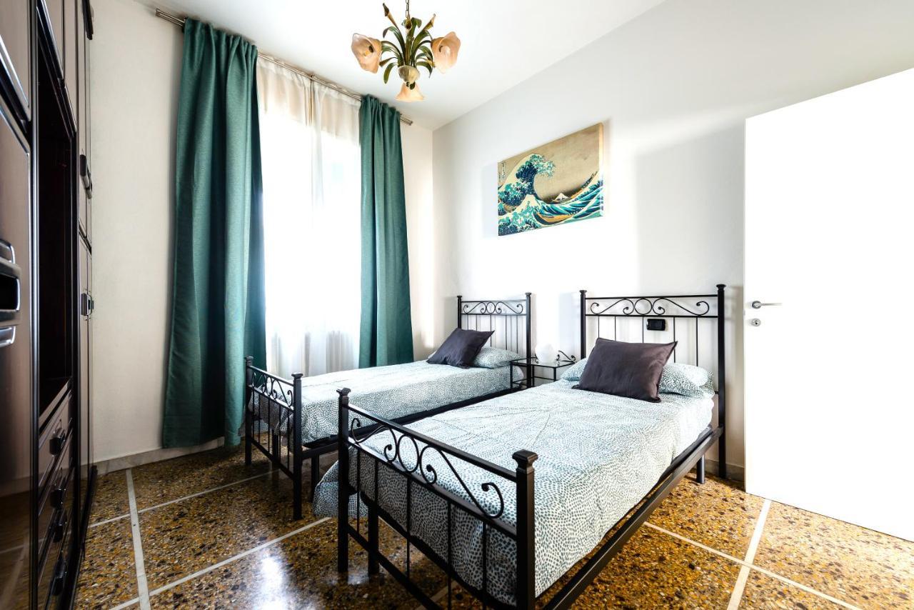 Hostly - The Urban Garden House - 3 Bedrooms, Garden, Great Location! Pisa Buitenkant foto
